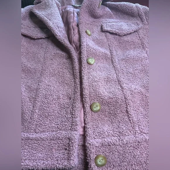 GUC Vince- Faux Fur Jacket in Mauve. Size L - Picture 11 of 11